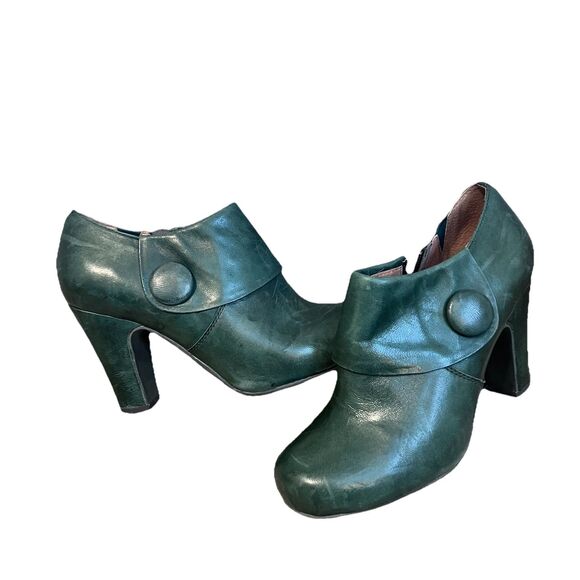 Mix Mooz Maya Green Leather Button Heeled Booties Retro Whimsical Boho Size 8 - Picture 2 of 10